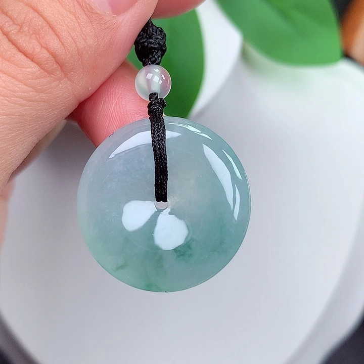 颈饰未镶嵌翡翠平安扣 24.7x5.3mm