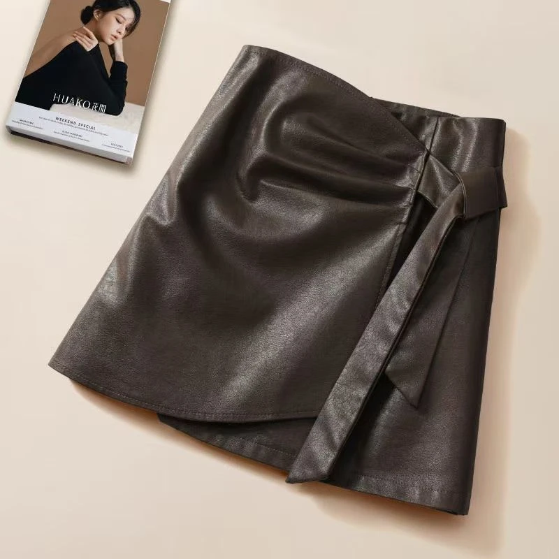 2025秋冬新款皮裙设计感高腰裙子女高腰显瘦a字外穿半身小皮裙女