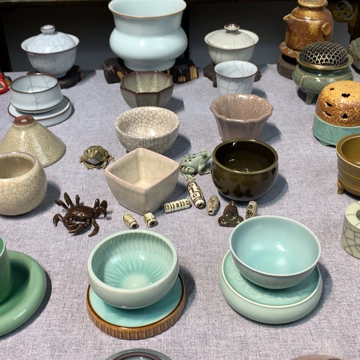 鸢***澈龙泉青瓷手工制作
