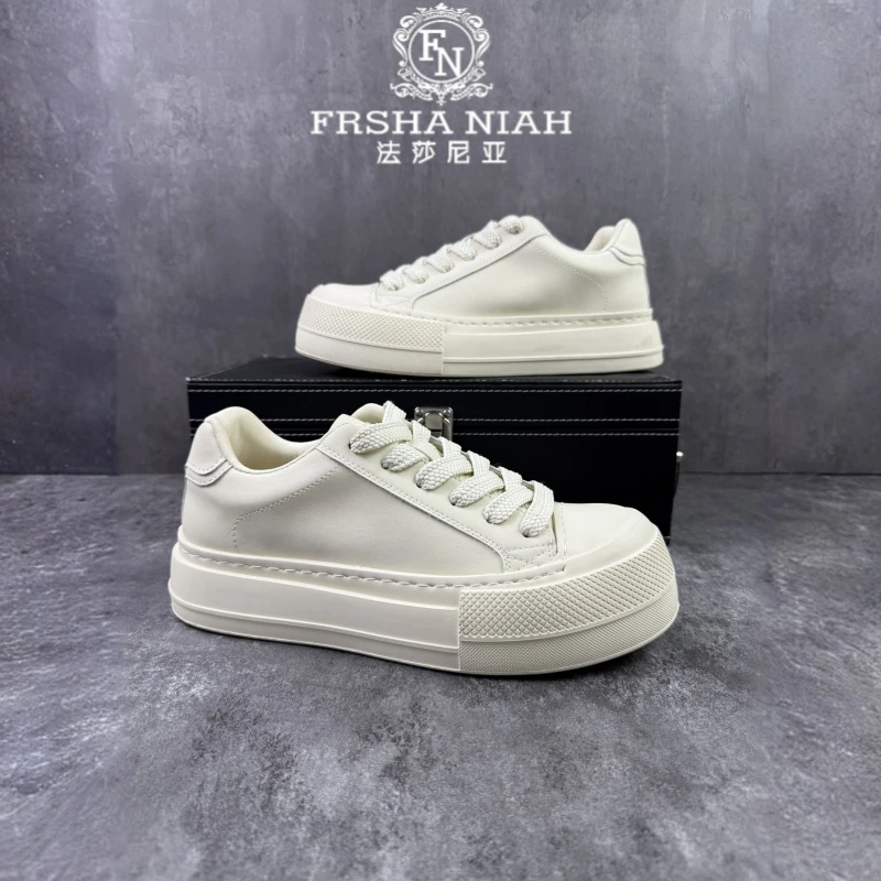 法莎尼亚痞帅潮鞋秋季透气板鞋韩版潮厚底增高百搭低帮系带休闲鞋