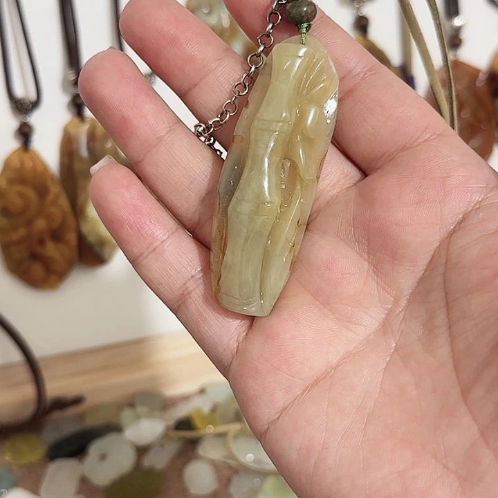 岫玉合金颈饰节节高升