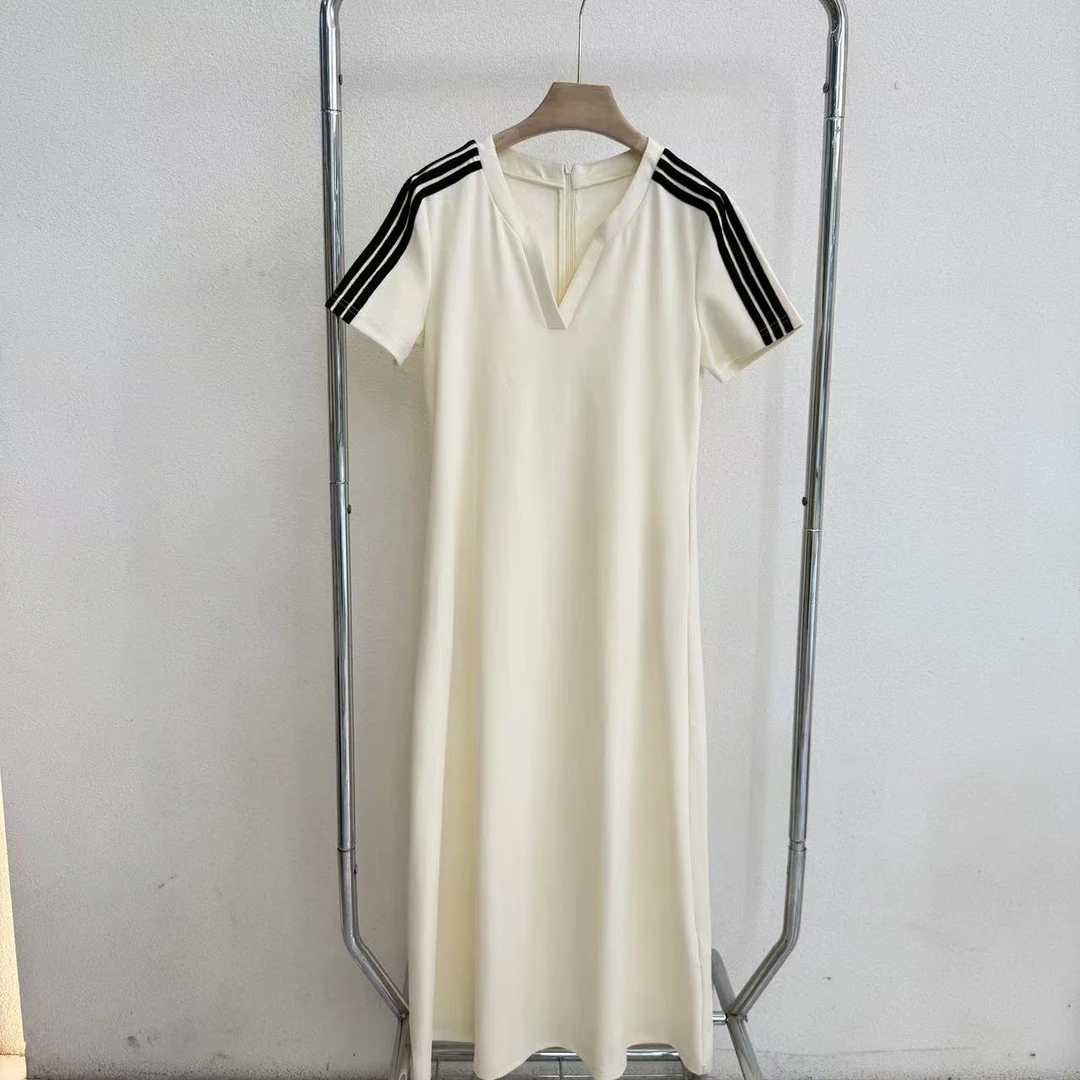 【熙薇品牌】 休闲连衣裙Ad4257