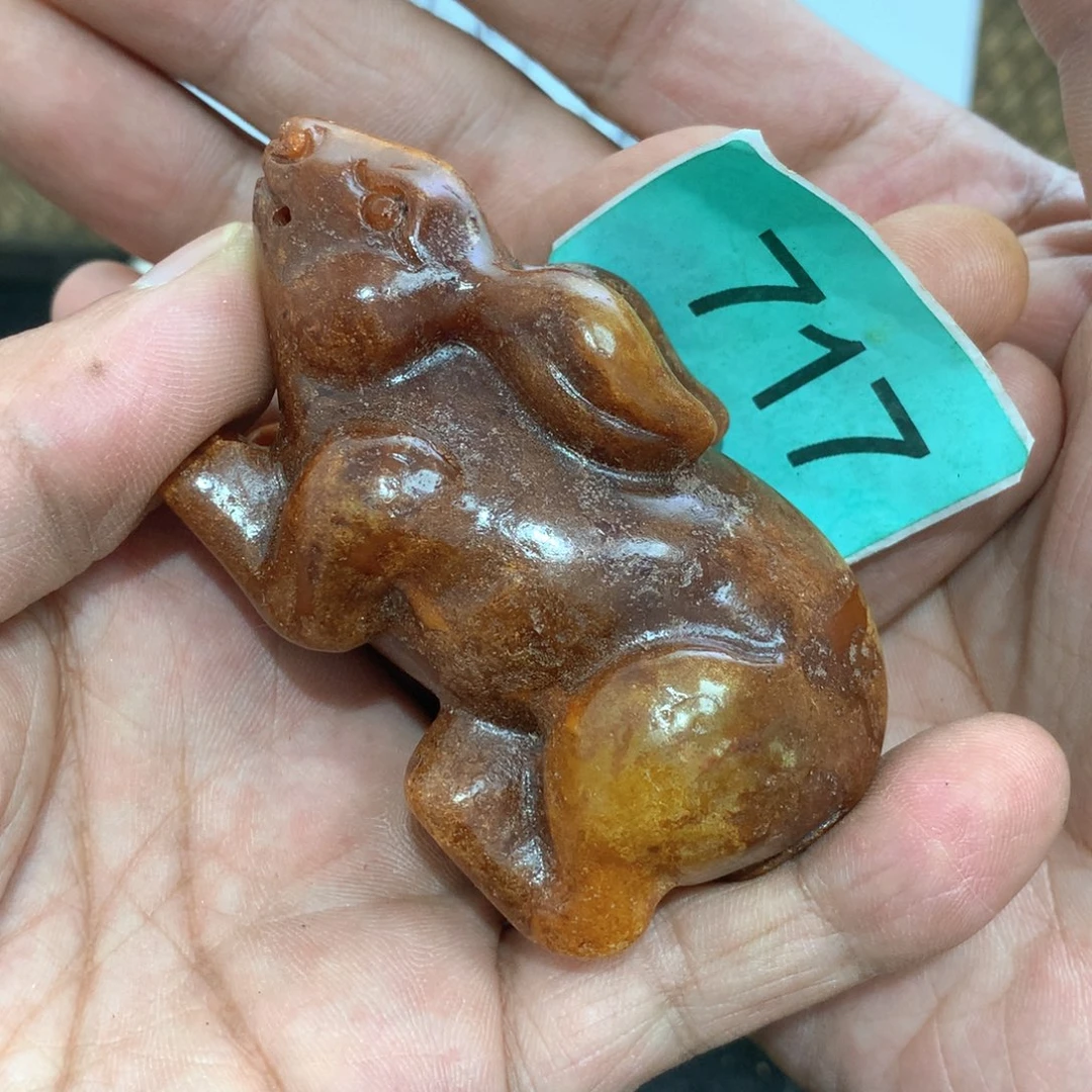 未镶嵌透闪石-蛇纹石玉颈饰