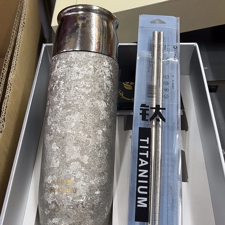 钛杯保温杯华象 筷子