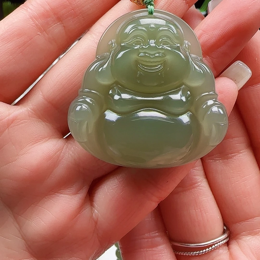 和田玉足金镶嵌颈饰