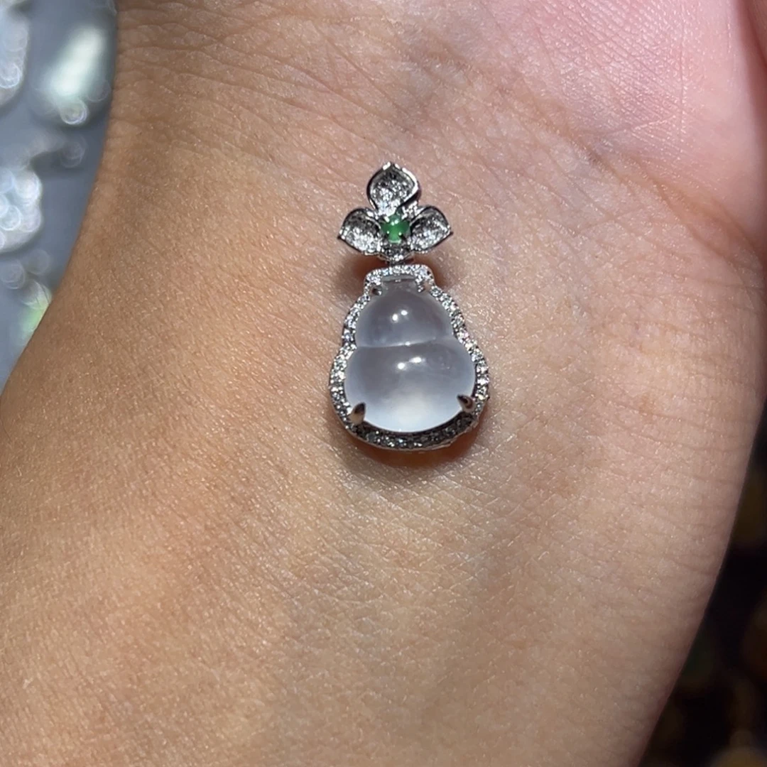 颈饰18K金镶嵌翡翠减250