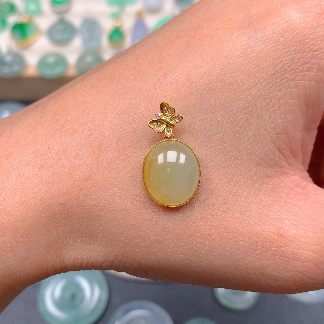 吊坠(赠链)18K金镶嵌翡翠