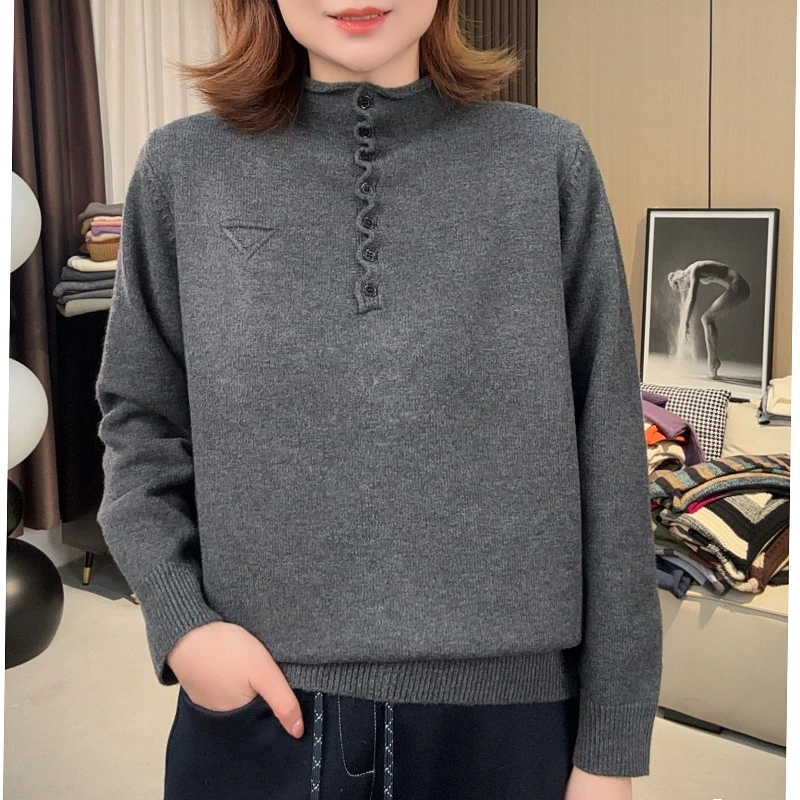 2025秋冬新款小半高领纽扣圆领针织衫女韩系慵懒风舒适宽松毛衣