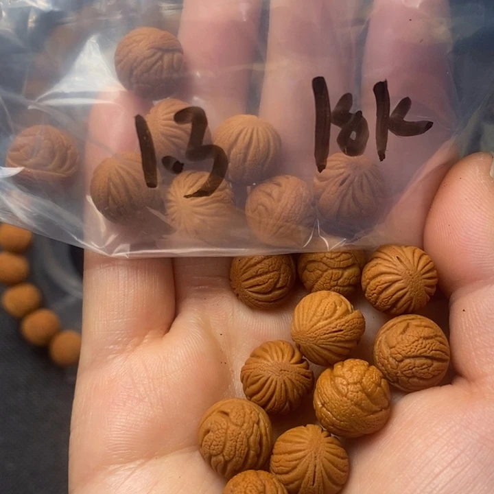 桃核吊坠秦岭山野生桃核