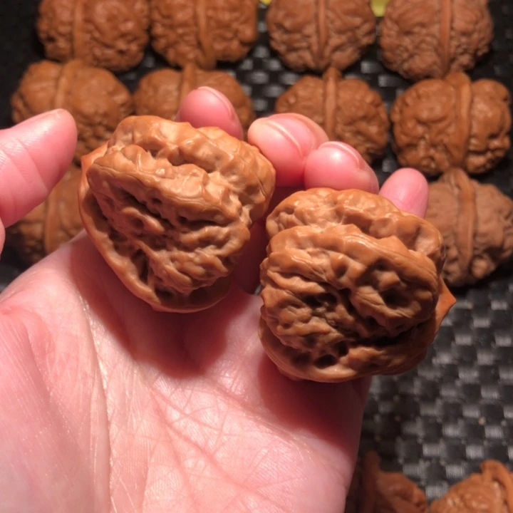 把件文玩核桃一线天四深开八腿蛙王39