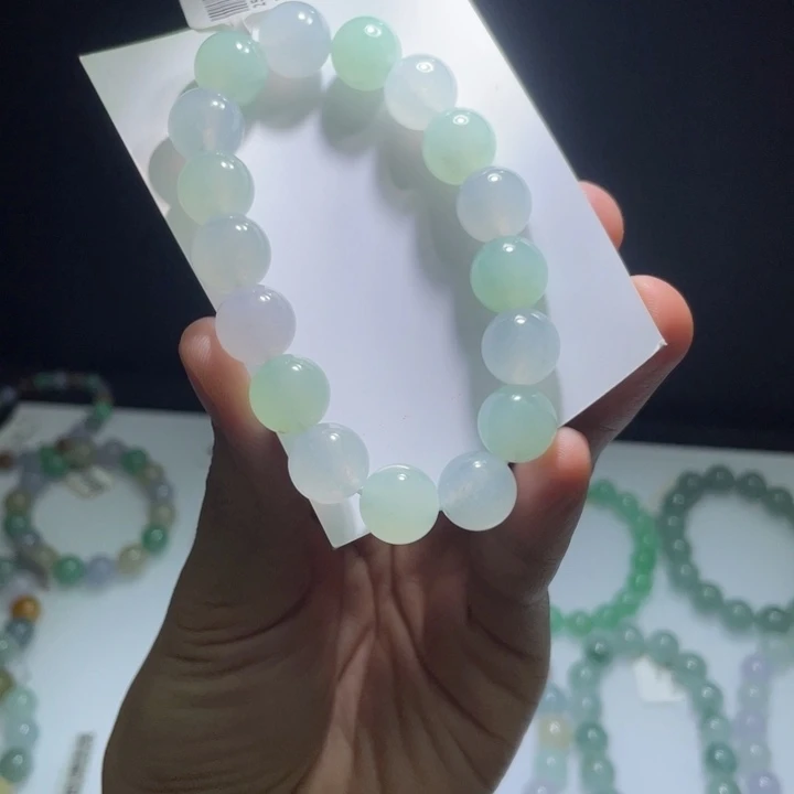 未镶嵌定制翡翠翡翠