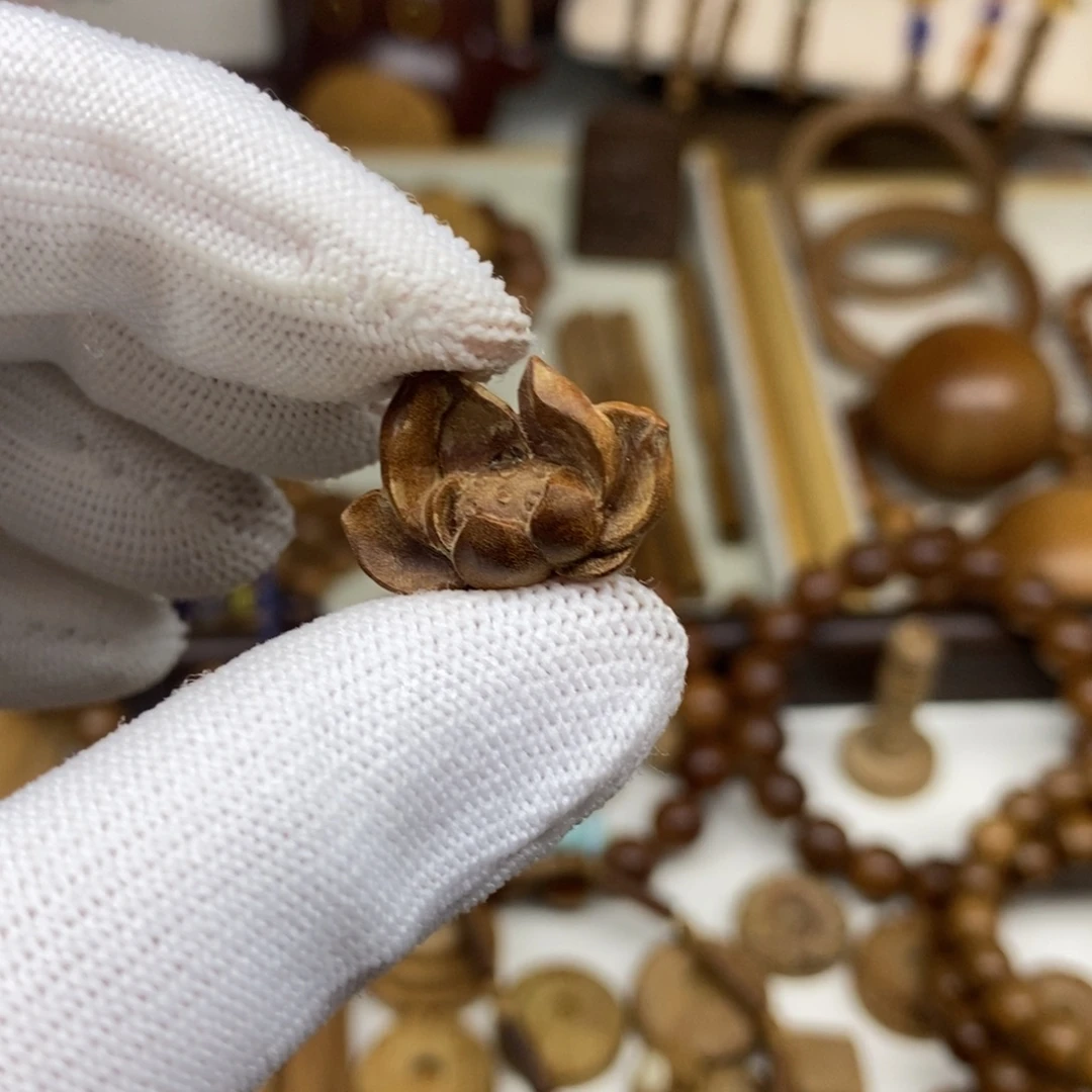 檀香木散珠印度迈索尔老山檀2.4三通