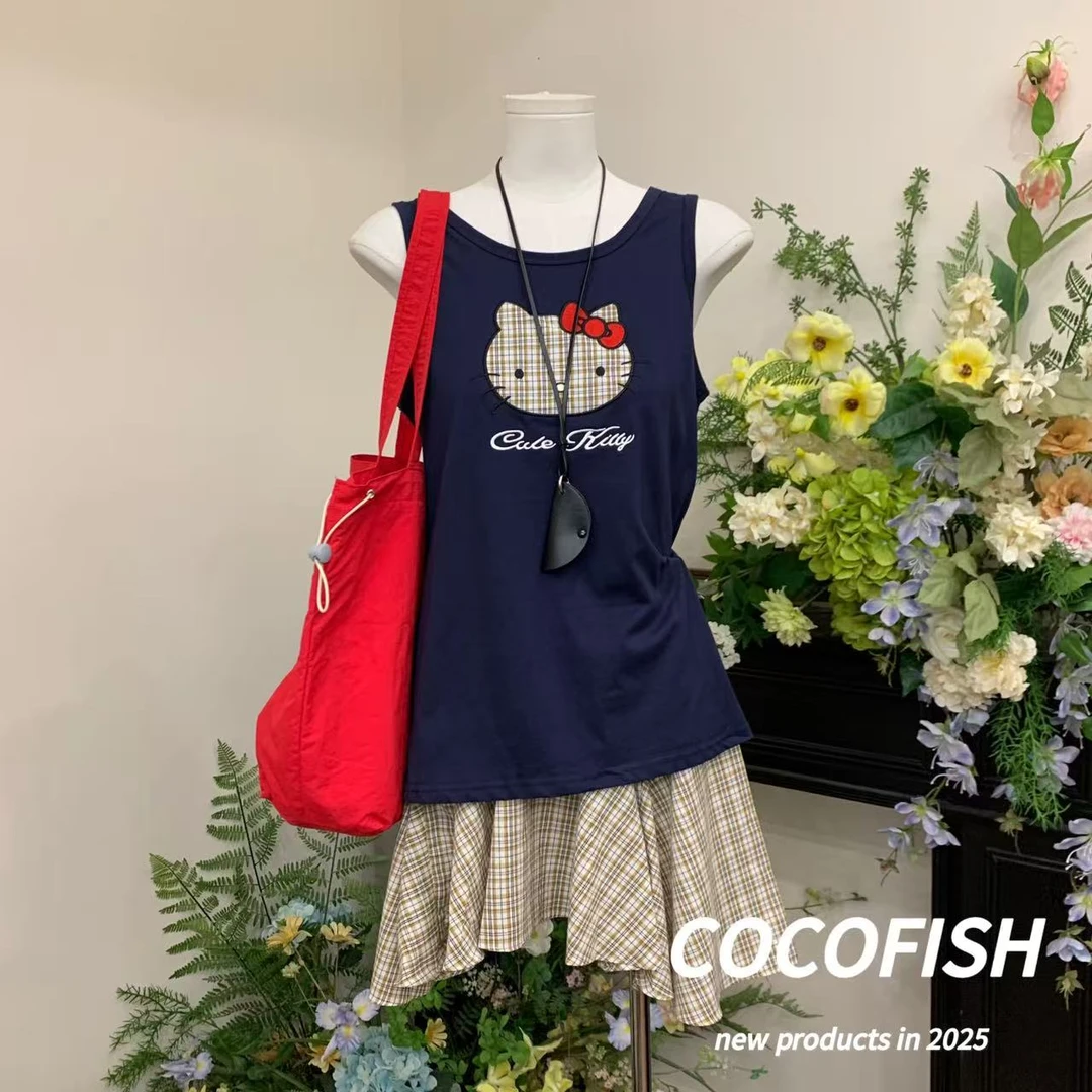 卡通猫宽松背心+不规则格纹半身裙#99275