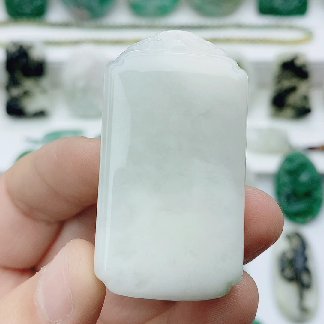 心***成独山玉未镶嵌颈饰