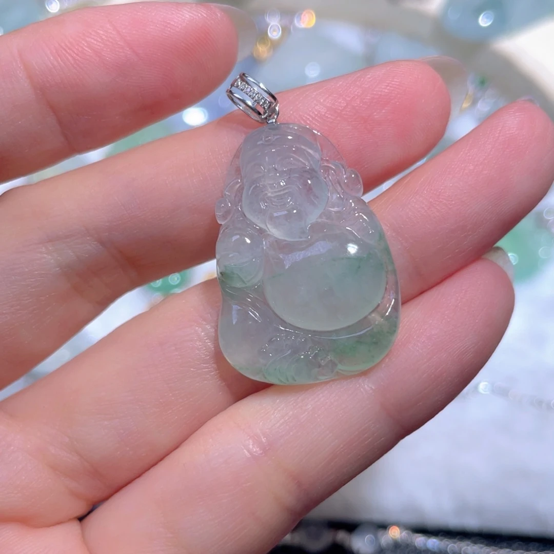 翡翠18K金镶嵌颈饰翡翠