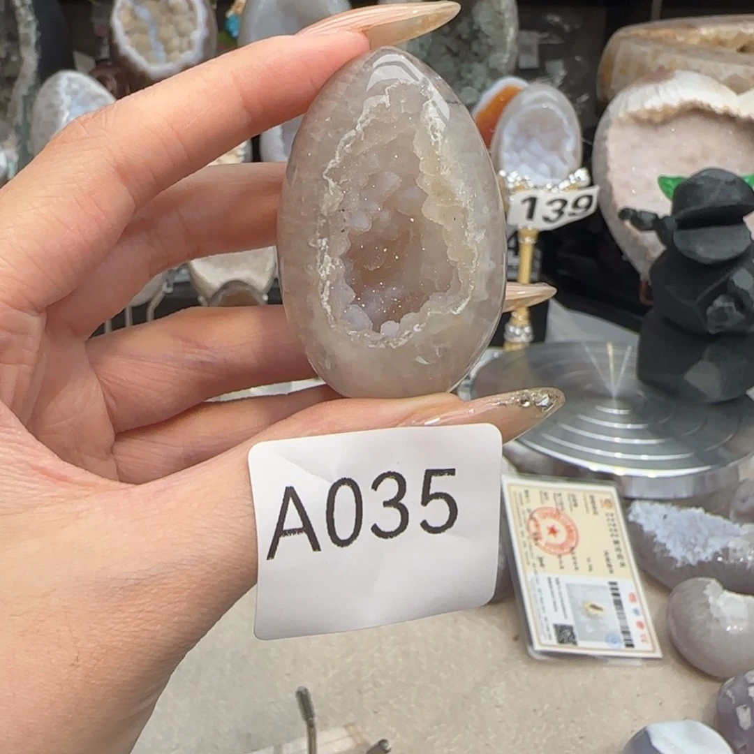 未镶嵌水晶大型摆件（非配饰）