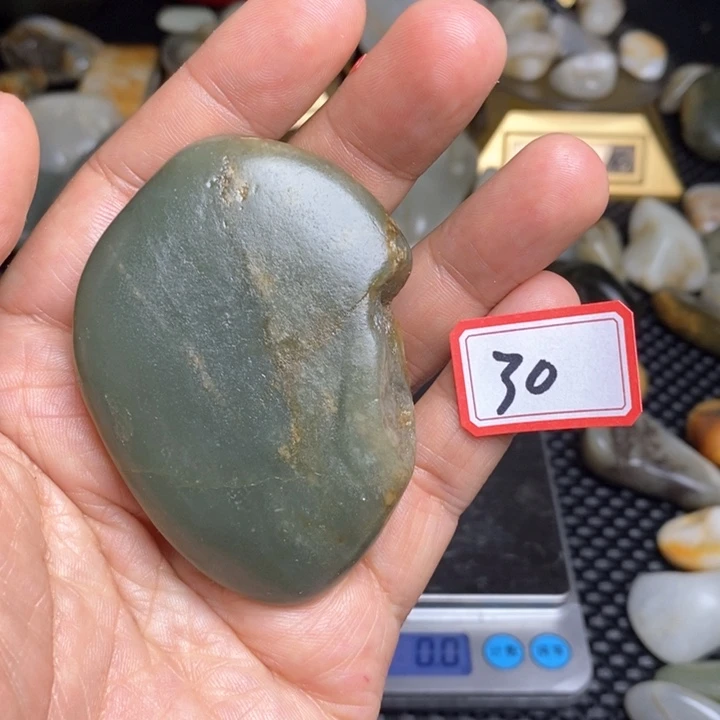 未镶嵌和田玉把件30