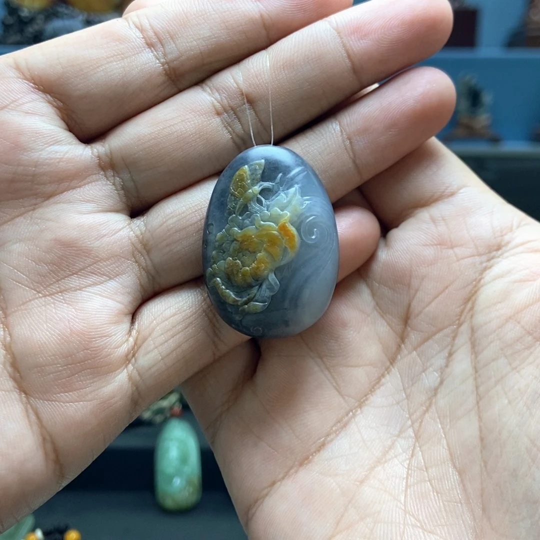 和田玉未镶嵌挂件