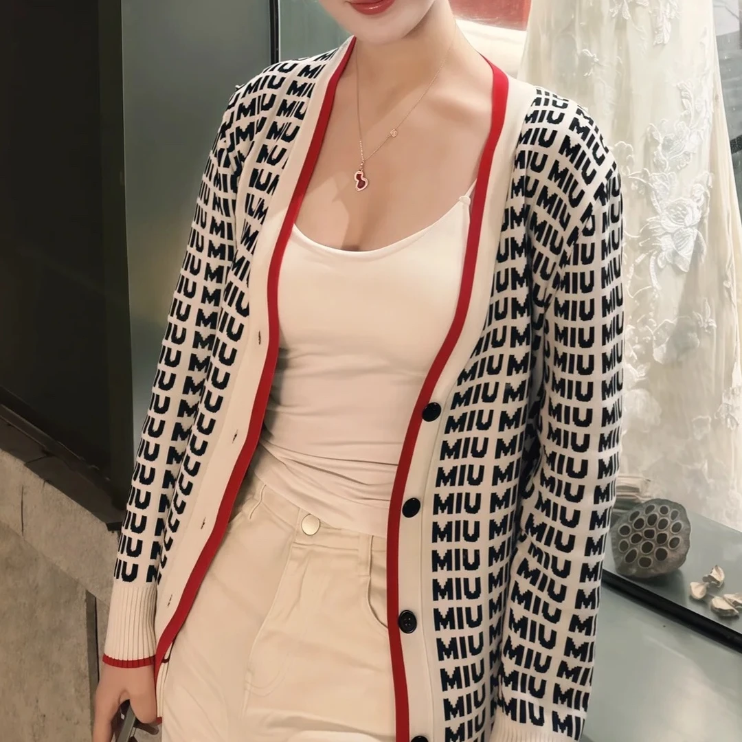 99新 MIU MIU/缪缪 99新/ Miumiu/缪缪/外套/36码/Xsp35541