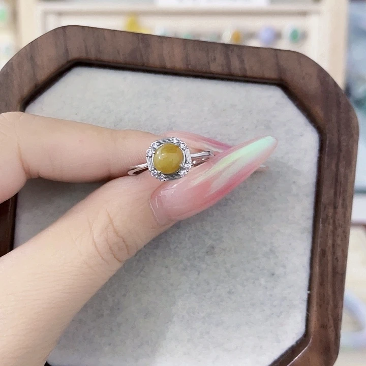 翡翠未镶嵌颈饰天然翡翠Ａ货