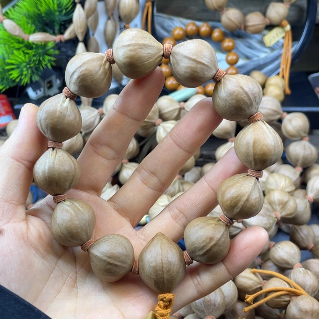 张***丶橄榄核吊坠2124红核