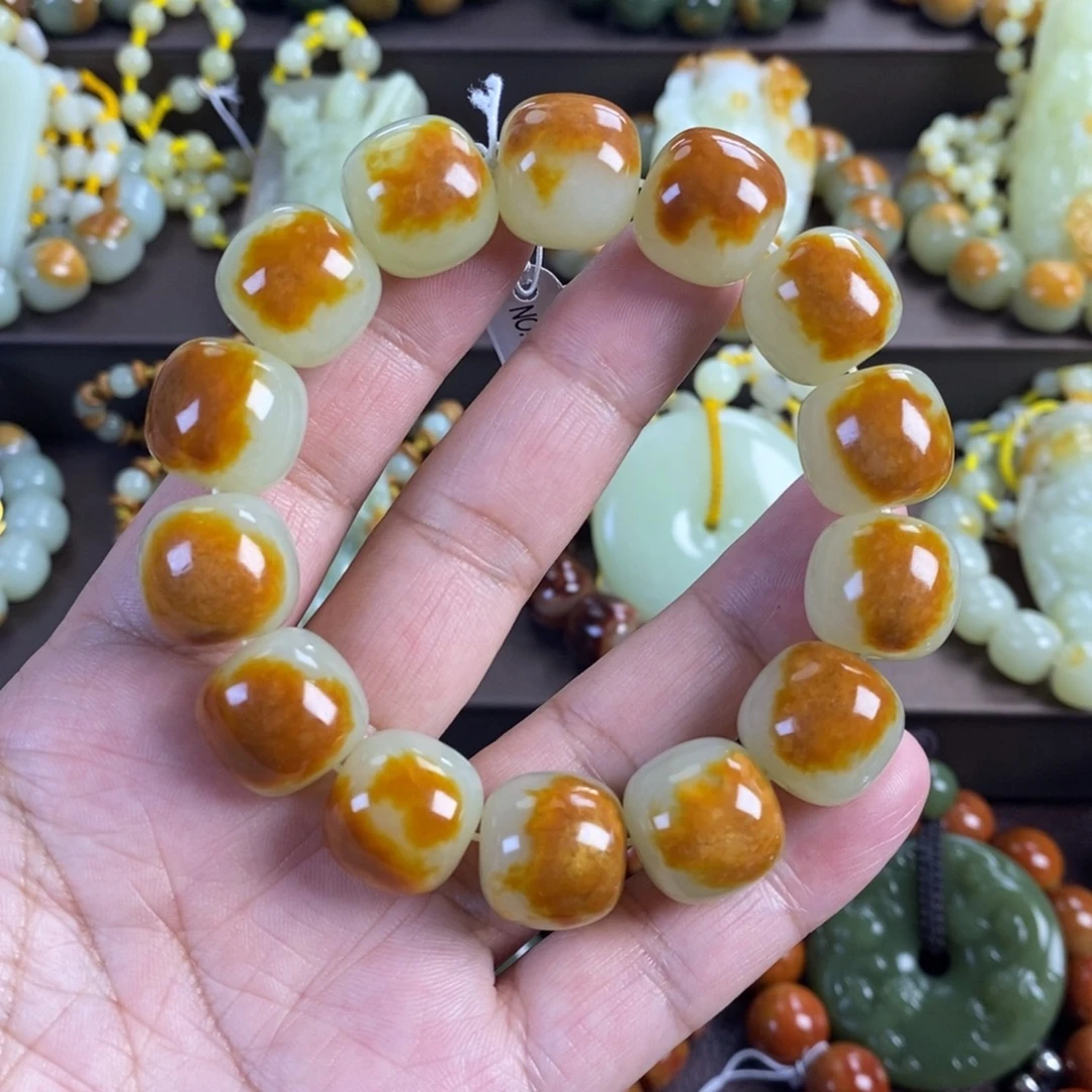 透闪石质玉未镶嵌手串