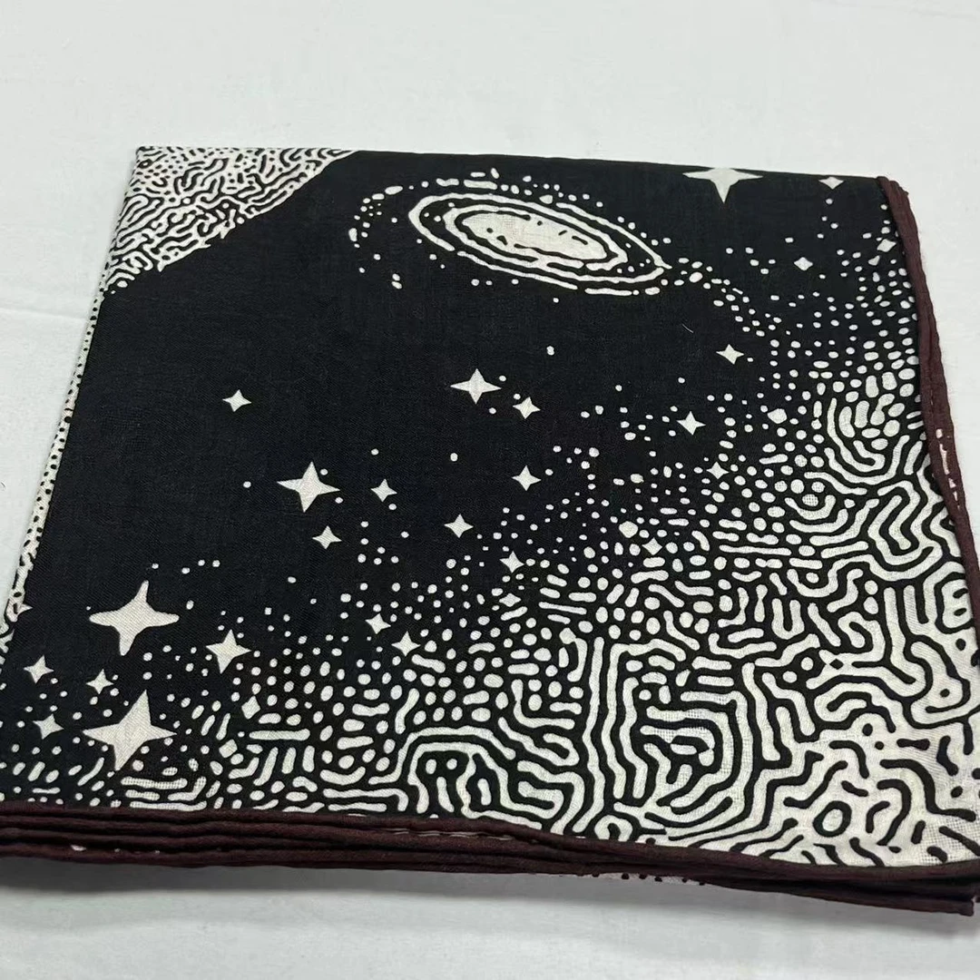 140提花丝绒方巾-月球浩瀚