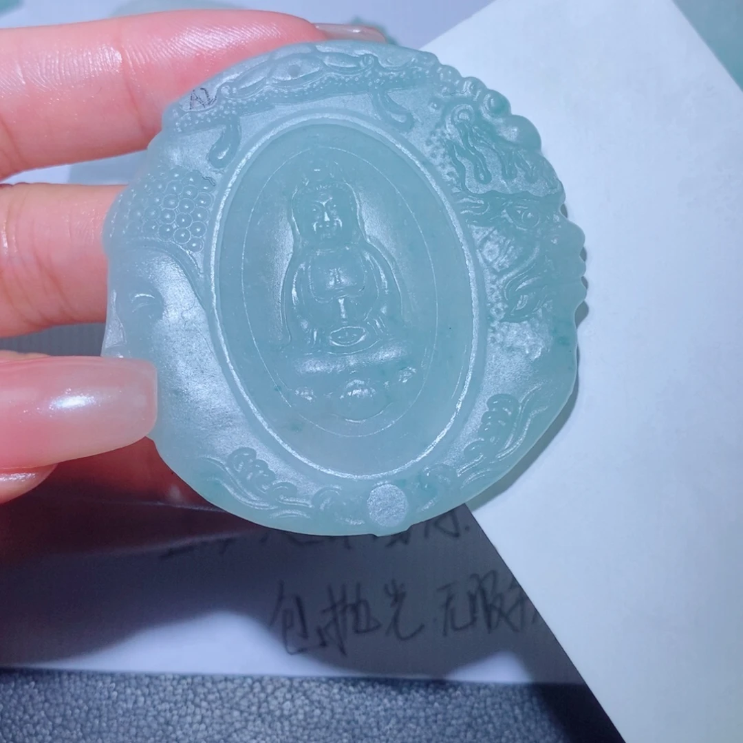 未镶嵌吊坠定制翡翠