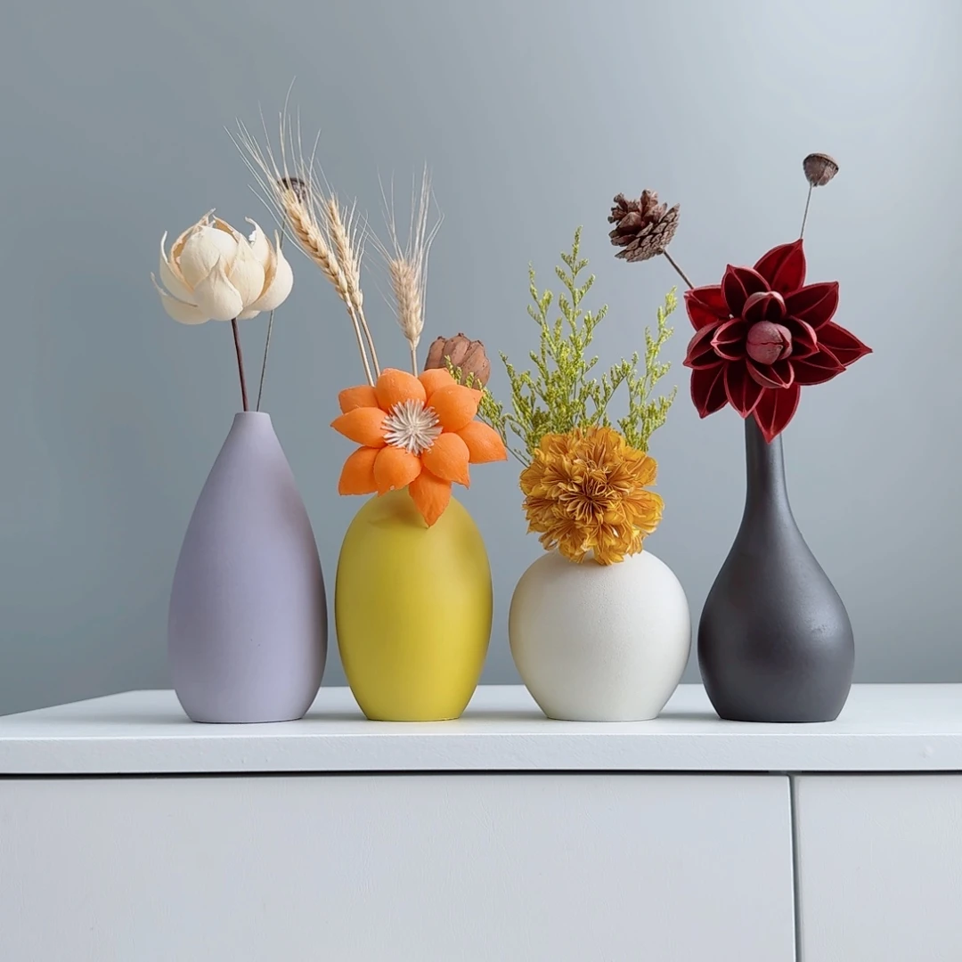 摆件陶瓷小花瓶摆件含花总高约20-30cm