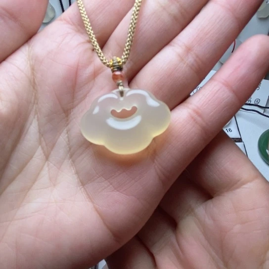 玛瑙/玉髓颈饰未镶嵌夏**提