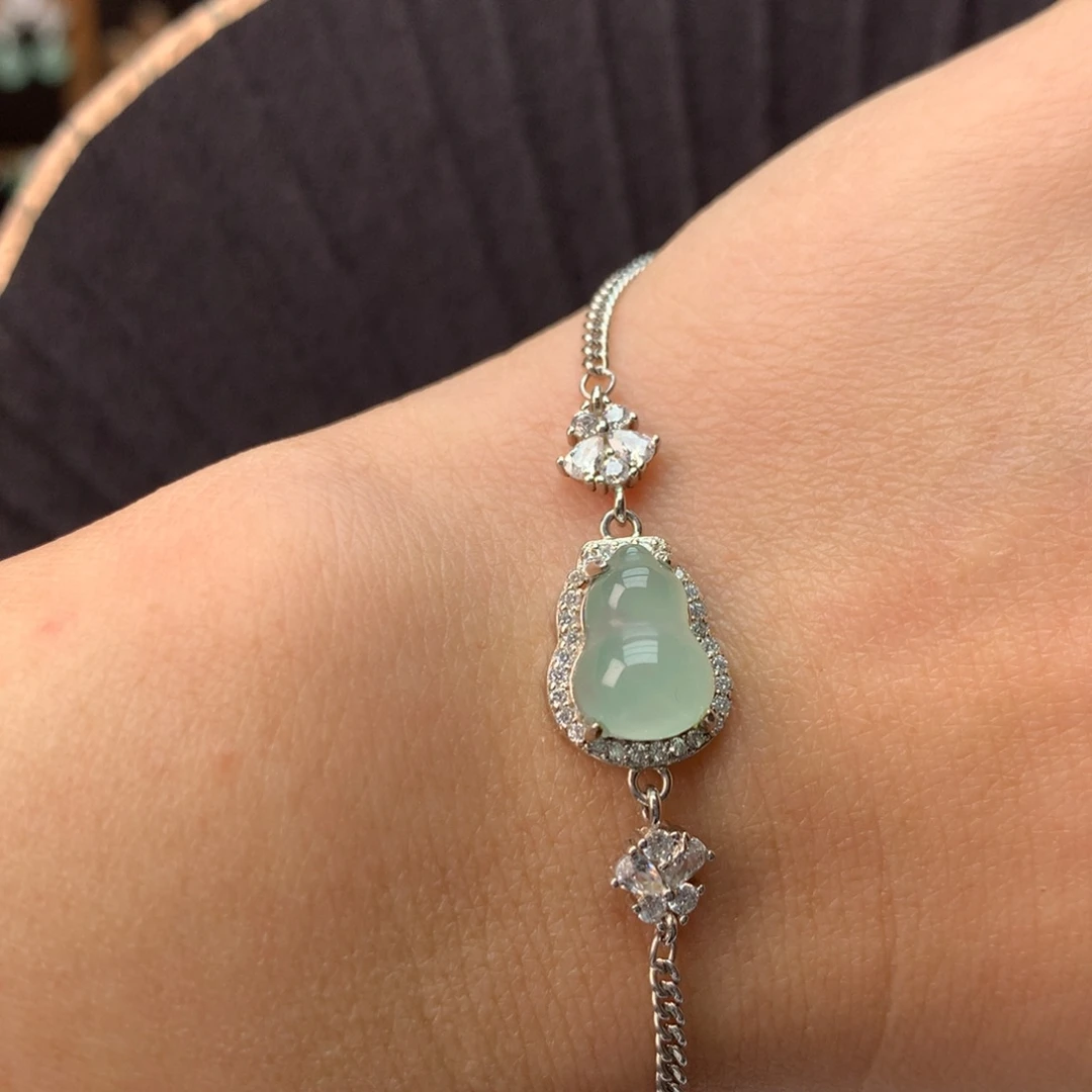 石英质玉（非洲翠）银S925镀金镶嵌冰飘花精品手链