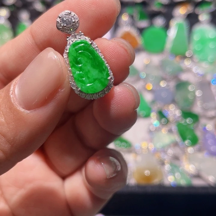 翡翠银S925镶嵌颈饰精品