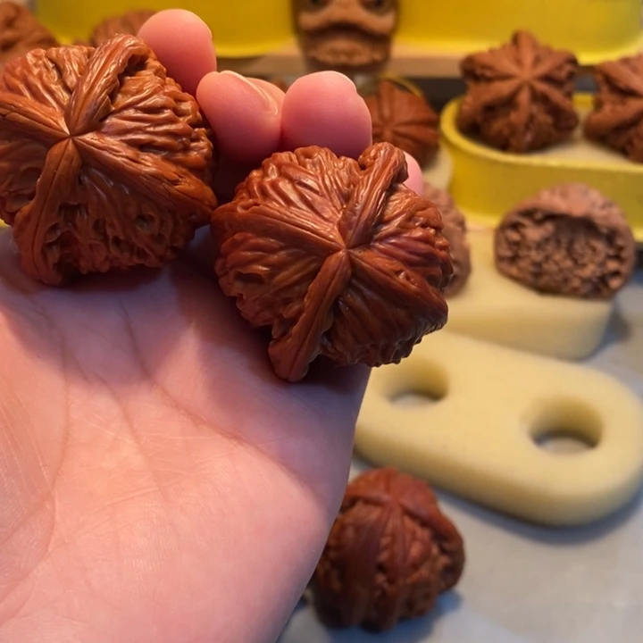 老***佟文玩核桃把件hhhhhbbb