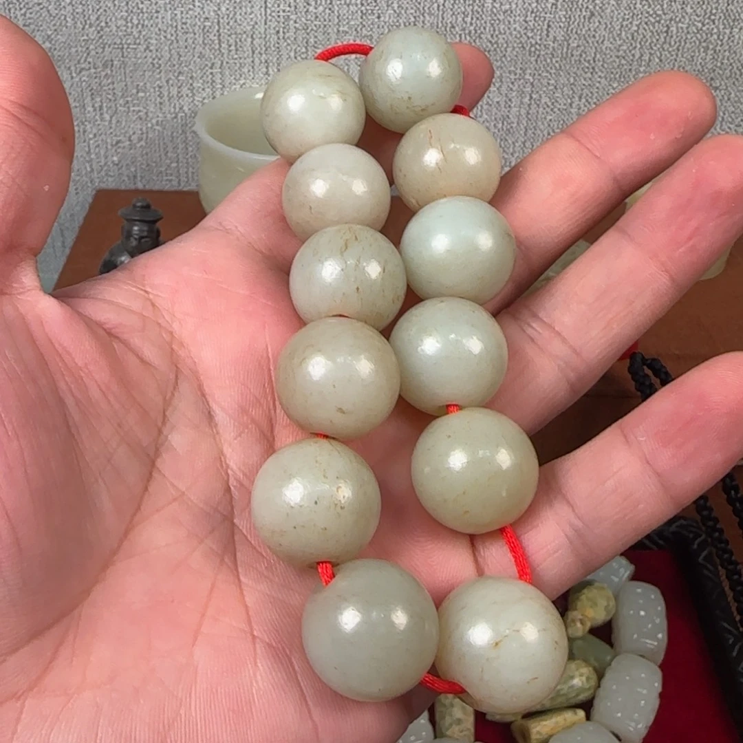 冰***淋非常精美的脖挂件