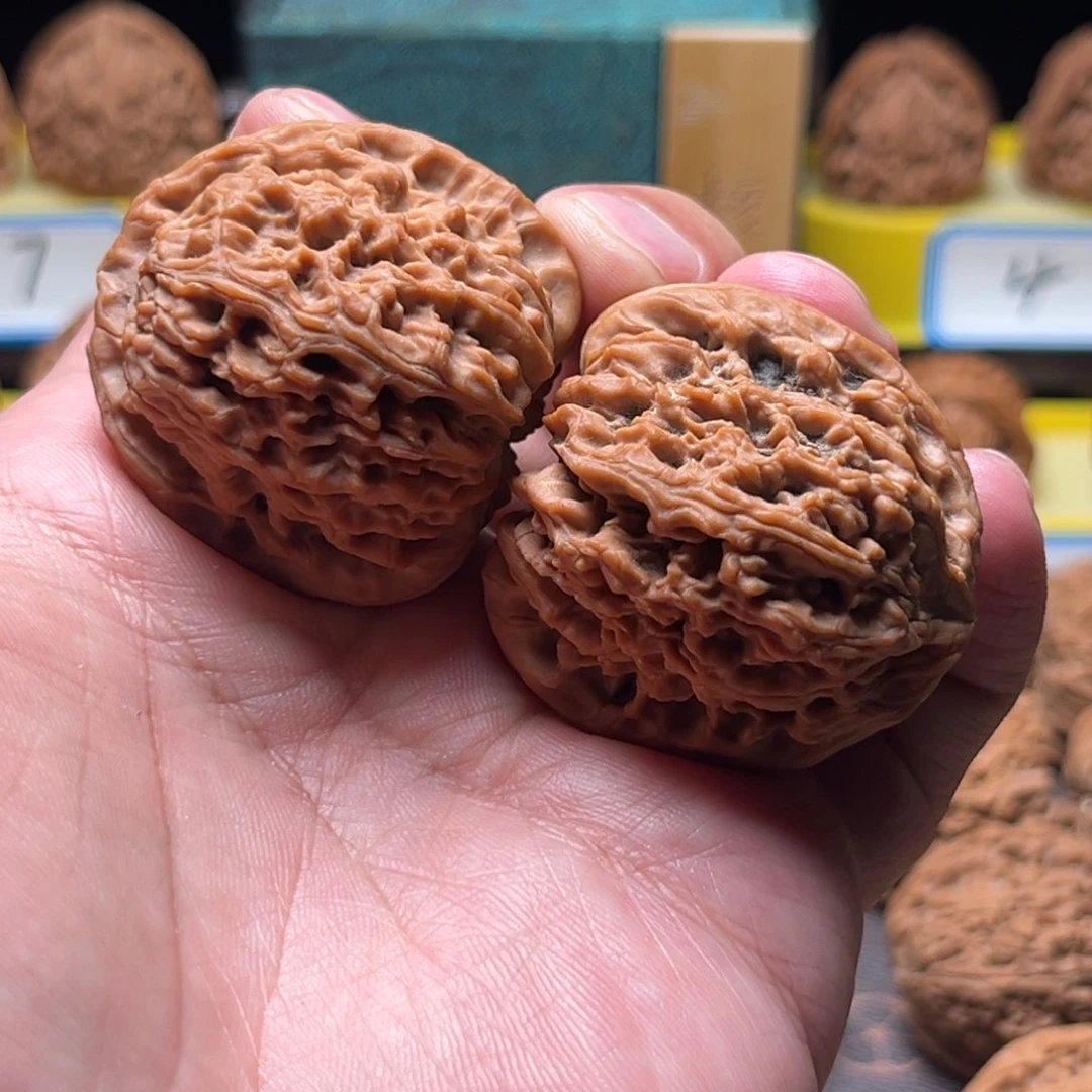 把件文玩核桃一**行南疆石