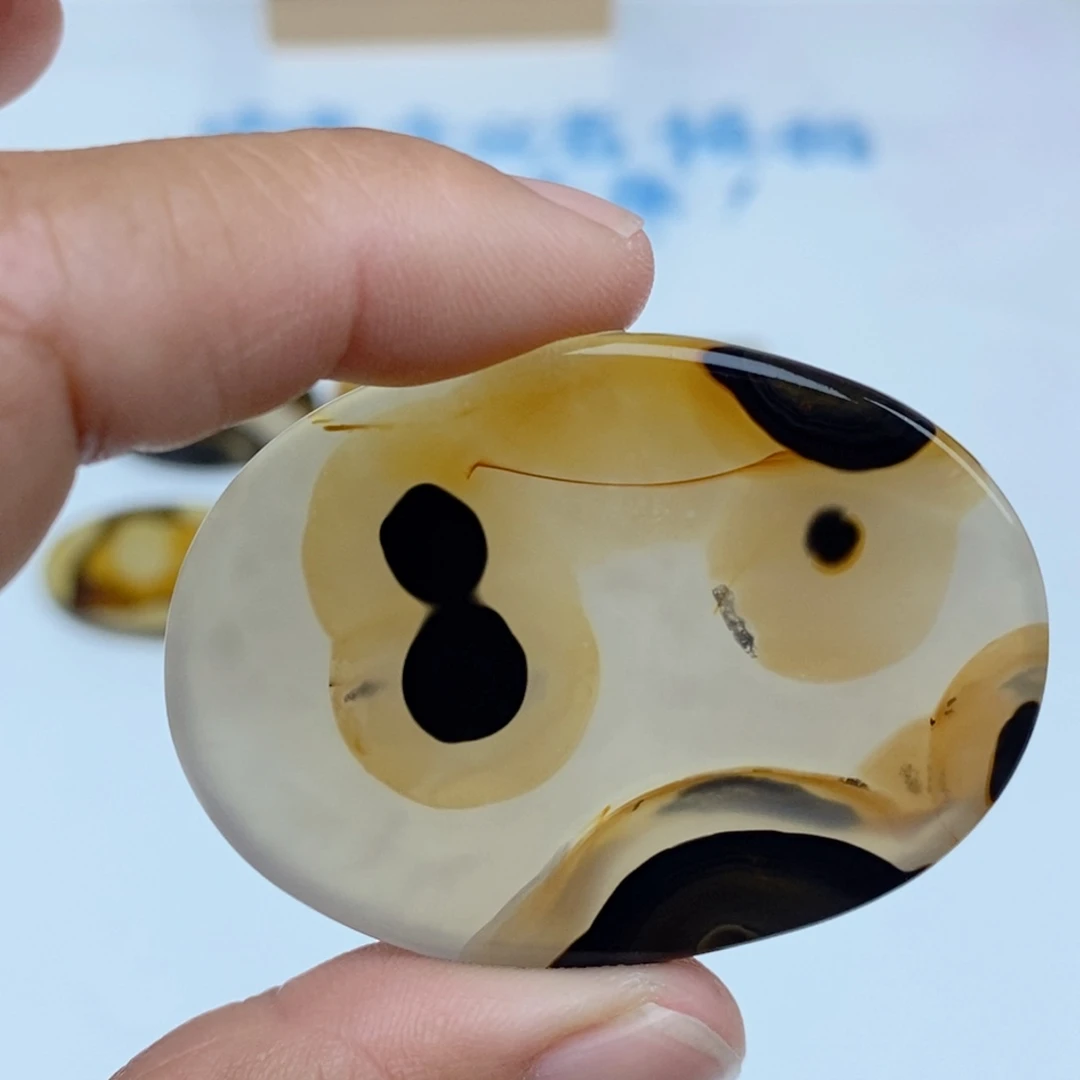 玛瑙/玉髓未镶嵌珠宝半成品