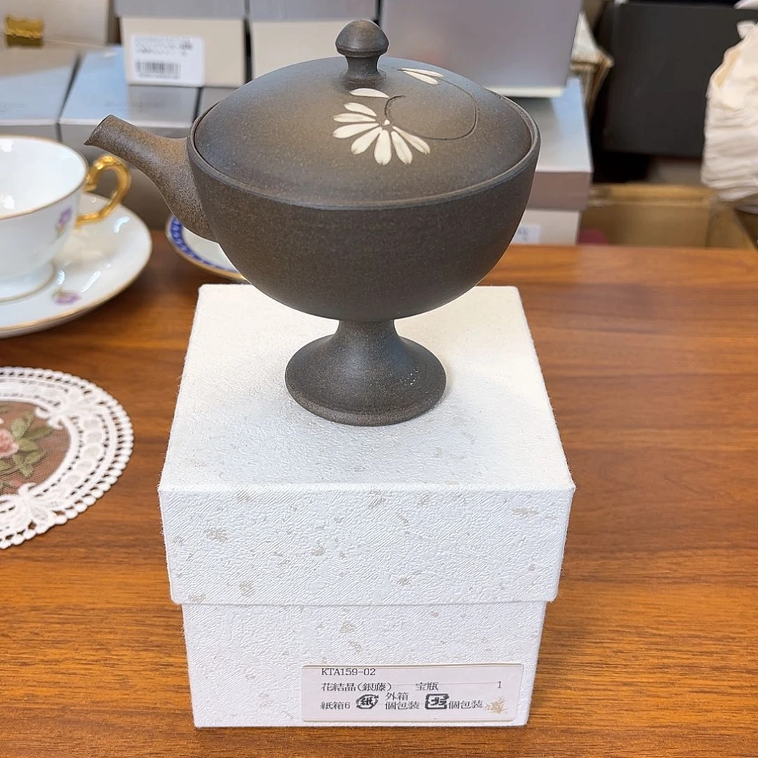 盖碗在一起就是要开心快乐哦