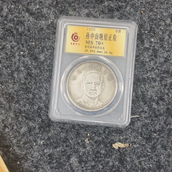 当代艺术品！当代工艺品