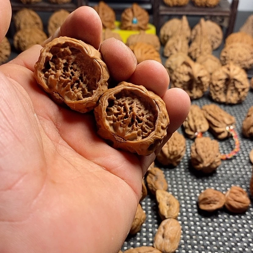 【闪购商品】吊坠文玩核桃放*娃