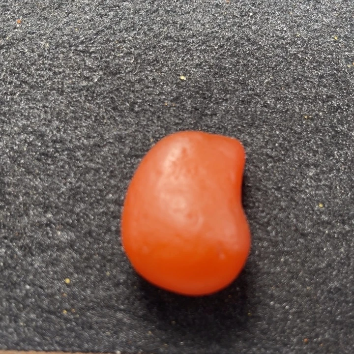定制琥珀未镶嵌裸石