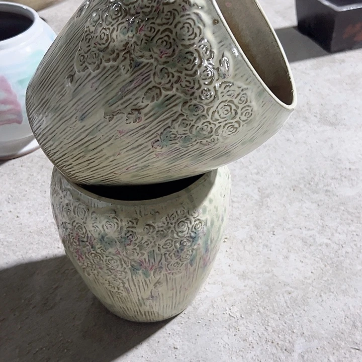 高度22厘米口18厘米