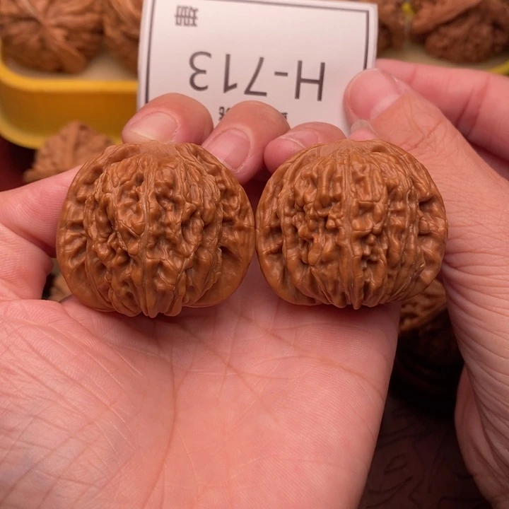 桃核把件山地楼40….