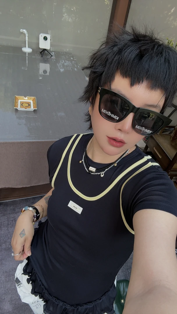 【济州岛】baby家 新款韩版洋气时尚美式复古假两件拼接荷叶边短袖T