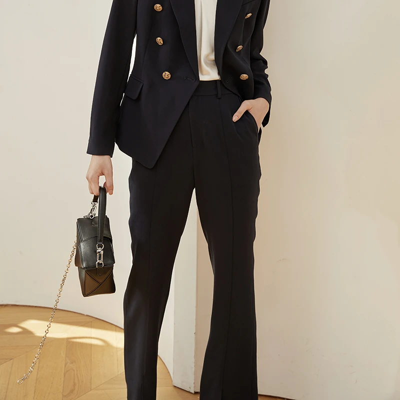 赢智尚采用天然醋酸面料中腰紧身九分喇叭裤ZV01153