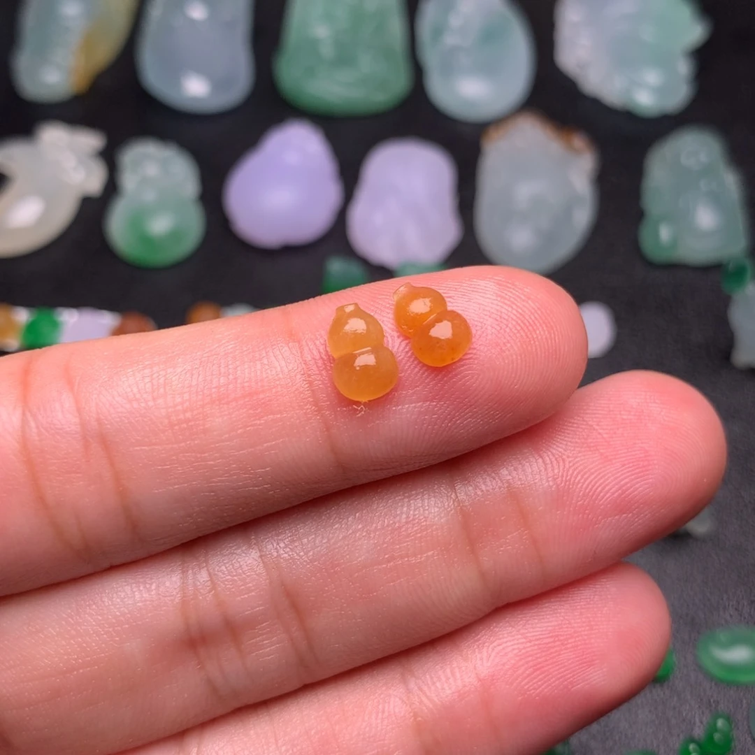 定制翡翠未镶嵌葫芦