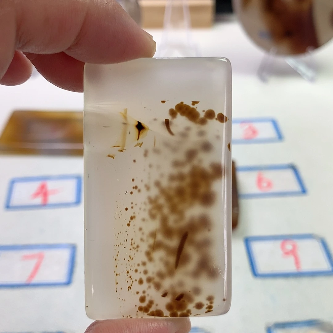用***6未镶嵌玛瑙/玉髓珠宝半成品