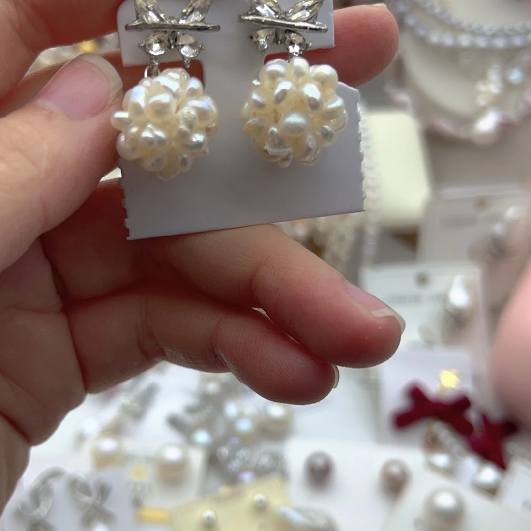 颈饰未镶嵌淡水珍珠