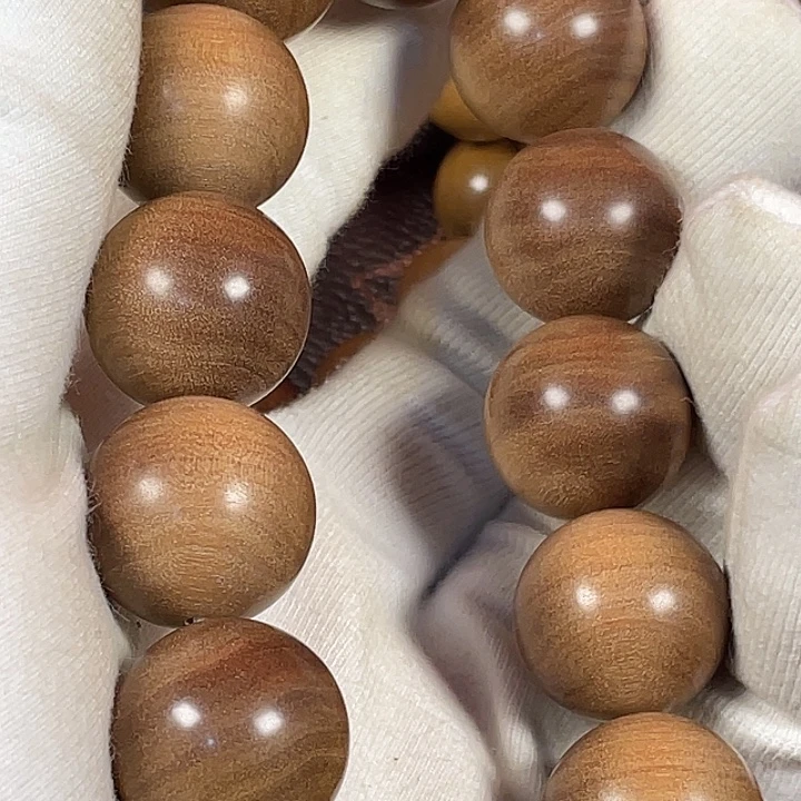 白***翁檀香木老山檀横纹黑肉老料1.8