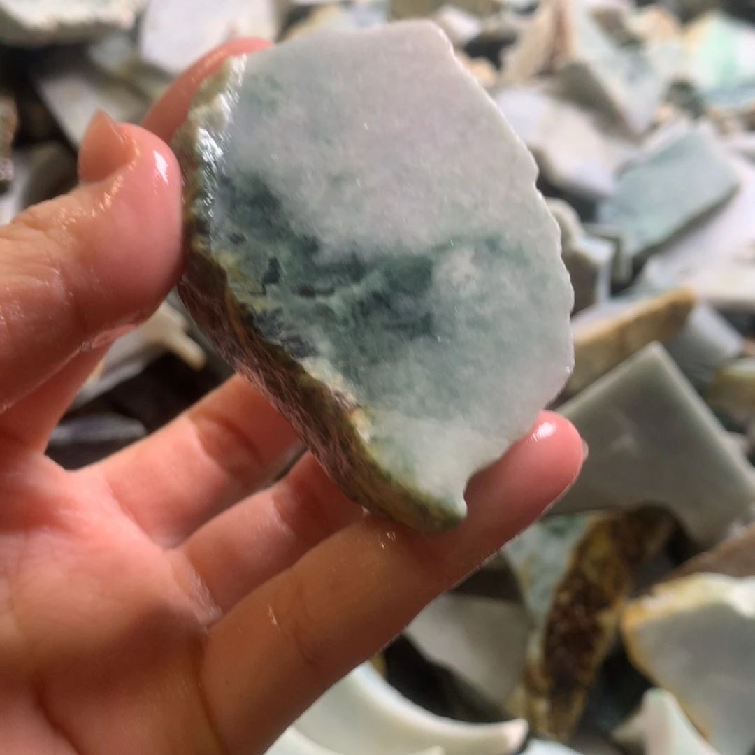 翡翠颈饰未镶嵌缅甸翡翠