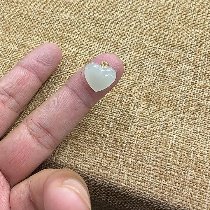 和田玉颈饰18K金镶嵌